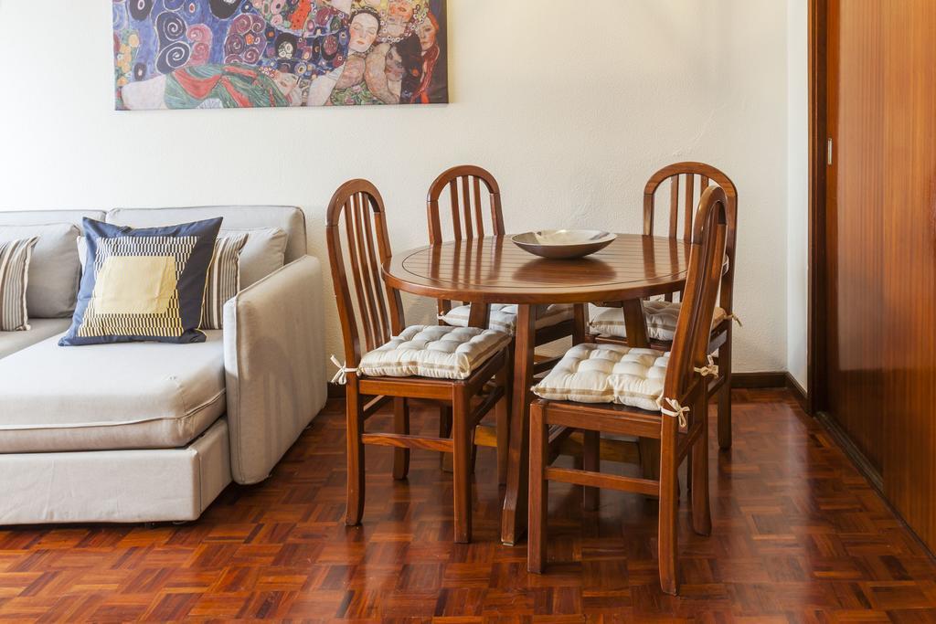 Apartment Camoes Deluxe Porto Eksteriør billede