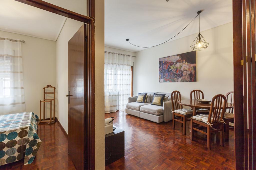 Apartment Camoes Deluxe Porto Eksteriør billede